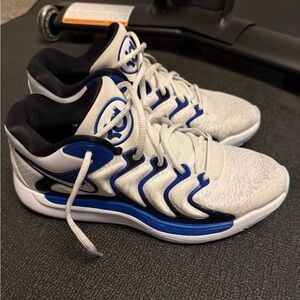 EUC Nike Kevin Durant kd17 men’s size 9